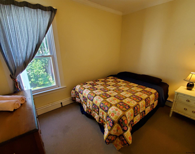 134 Woodlawn Avenue - Photo Thumbnail 15