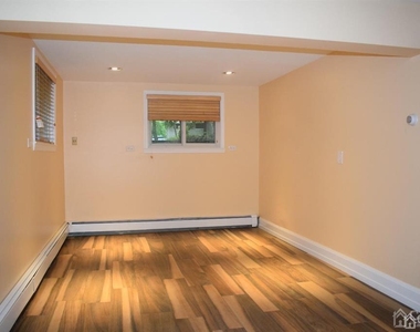 13 Pinter Lane - Photo Thumbnail 10