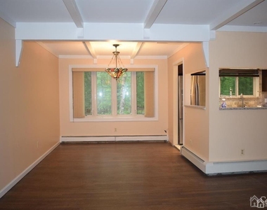 13 Pinter Lane - Photo Thumbnail 3