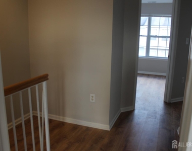 53 Giera Court - Photo Thumbnail 17