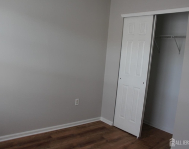 53 Giera Court - Photo Thumbnail 22