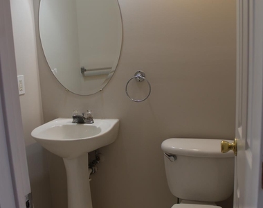 53 Giera Court - Photo Thumbnail 12