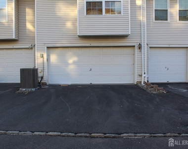 53 Giera Court - Photo Thumbnail 36