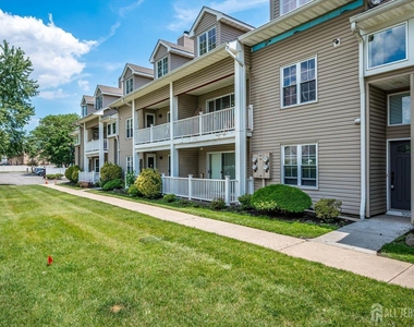 906 Montague Avenue - Photo Thumbnail 18