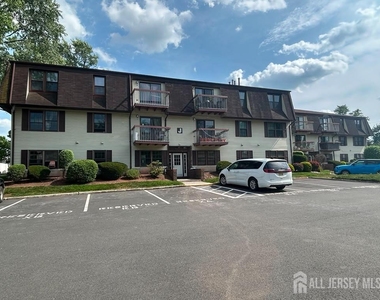 111 Orlando Street - Photo Thumbnail 1
