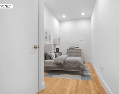 317 E 89th Street - Photo Thumbnail 4