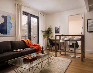 260 Gold Street - Photo Thumbnail 2