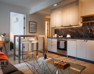 260 Gold Street - Photo Thumbnail 1