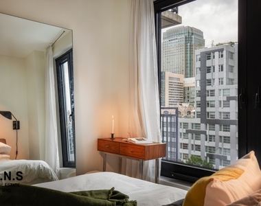 260 Gold Street - Photo Thumbnail 6