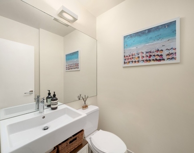 280 Park Avenue S - Photo Thumbnail 4