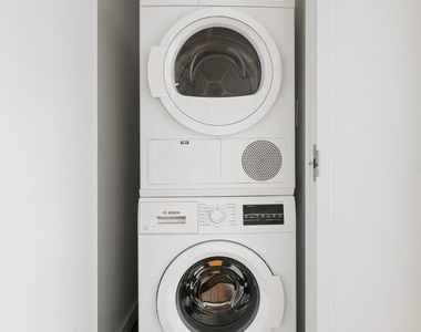 123 Hope Street - Photo Thumbnail 4