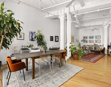 6 Varick Street - Photo Thumbnail 1