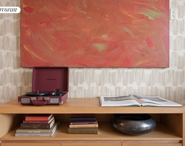 249 Willoughby Avenue - Photo Thumbnail 2