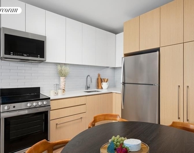 249 Willoughby Avenue - Photo Thumbnail 5