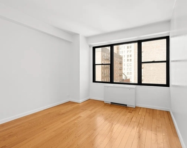 120 E 90th Street - Photo Thumbnail 1