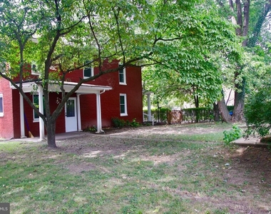 1503 W Washington Street - Photo Thumbnail 3