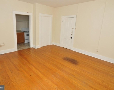 515 N Loudoun Street - Photo Thumbnail 6