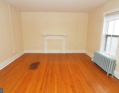515 N Loudoun Street - Photo Thumbnail 4