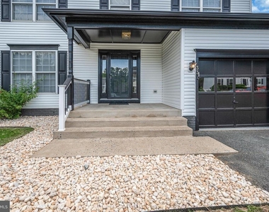 33 Saint Williams Way - Photo Thumbnail 5