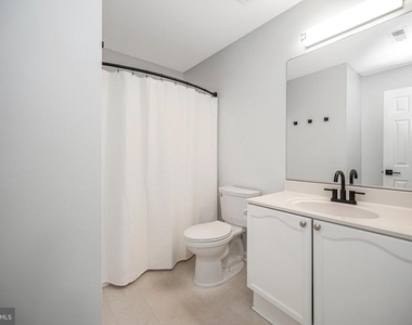 33 Saint Williams Way - Photo Thumbnail 33