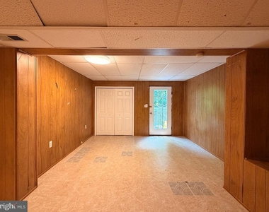 107 Stafford Mews Lane - Photo Thumbnail 34