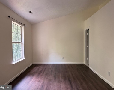107 Stafford Mews Lane - Photo Thumbnail 14