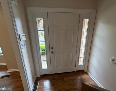 12457 Andover Court - Photo Thumbnail 2