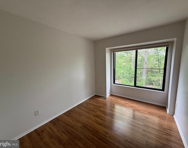 12457 Andover Court - Photo Thumbnail 18
