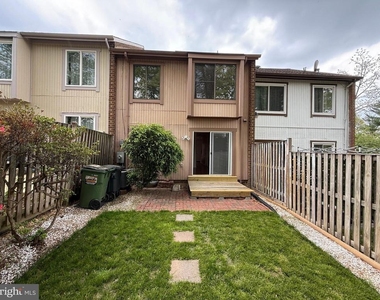 12457 Andover Court - Photo Thumbnail 32