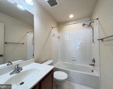 1599 Renate Drive - Photo Thumbnail 16