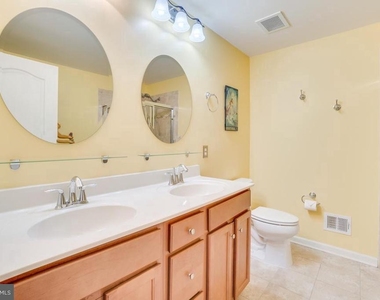 2291 Kew Gardens Drive - Photo Thumbnail 18
