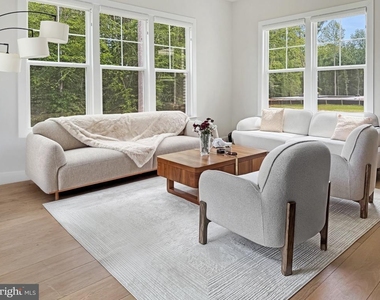 8642 Sycamore Way - Photo Thumbnail 3