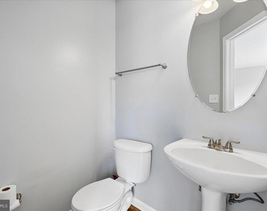 3392 Vineland Place - Photo Thumbnail 6