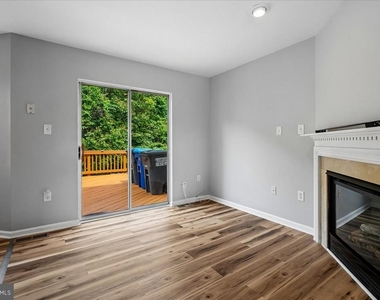 3392 Vineland Place - Photo Thumbnail 3