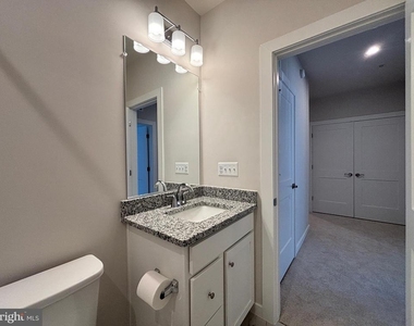 1104 Dabney - Photo Thumbnail 22