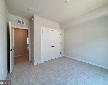 1104 Dabney - Photo Thumbnail 13