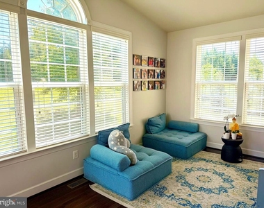 22010 Eastcreek Drive - Photo Thumbnail 10
