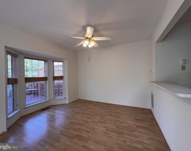 44106 Tippecanoe Terrace - Photo Thumbnail 23