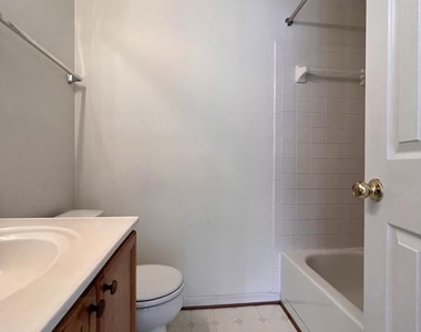 44106 Tippecanoe Terrace - Photo Thumbnail 37
