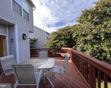 44106 Tippecanoe Terrace - Photo Thumbnail 18