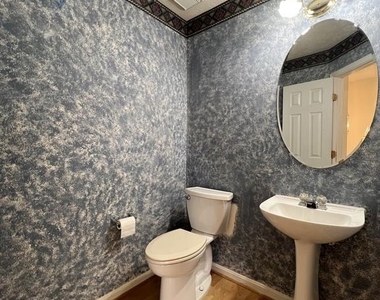 44106 Tippecanoe Terrace - Photo Thumbnail 8