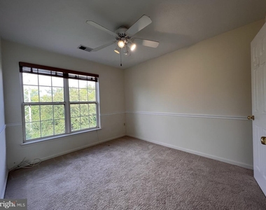 44106 Tippecanoe Terrace - Photo Thumbnail 36