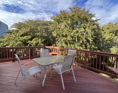 44106 Tippecanoe Terrace - Photo Thumbnail 24