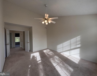 44106 Tippecanoe Terrace - Photo Thumbnail 31