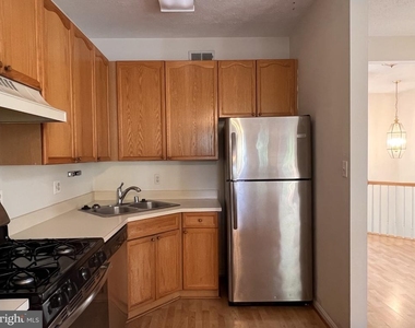 44106 Tippecanoe Terrace - Photo Thumbnail 14