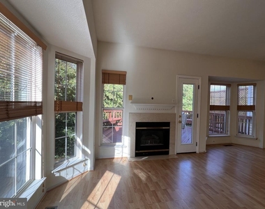 44106 Tippecanoe Terrace - Photo Thumbnail 20