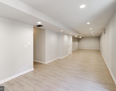 21466 Plymouth Place - Photo Thumbnail 38