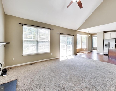 21466 Plymouth Place - Photo Thumbnail 4