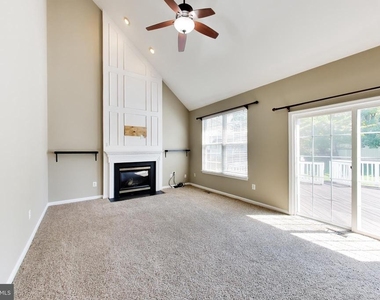 21466 Plymouth Place - Photo Thumbnail 3