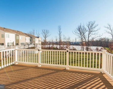 25442 Hopton House Terrace - Photo Thumbnail 22